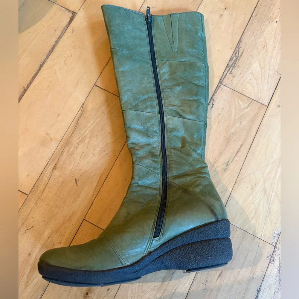 Miz Mooz Sage Green Leather Boots - 38 - Picture 3 of 11